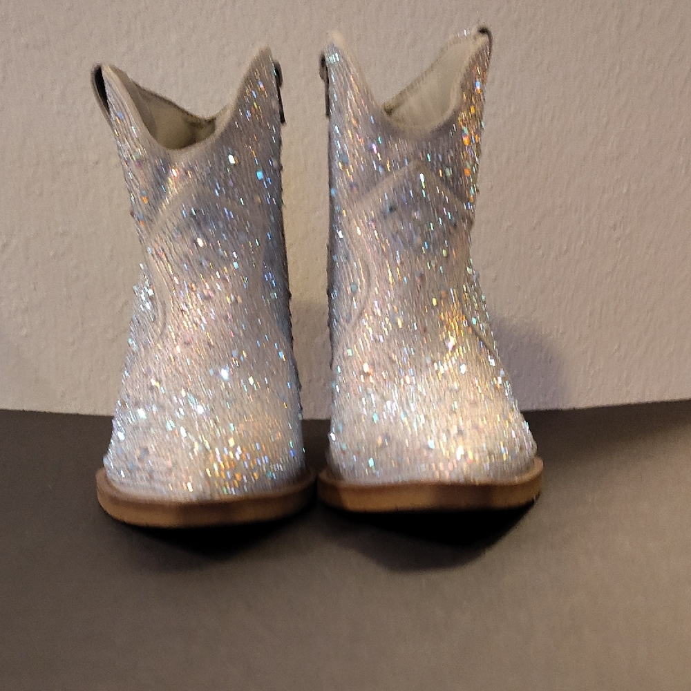Sparkling Rhinestone Cowboy Booties